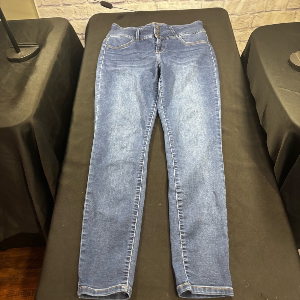 Wallflower Women's Blue Skinny Jeans
